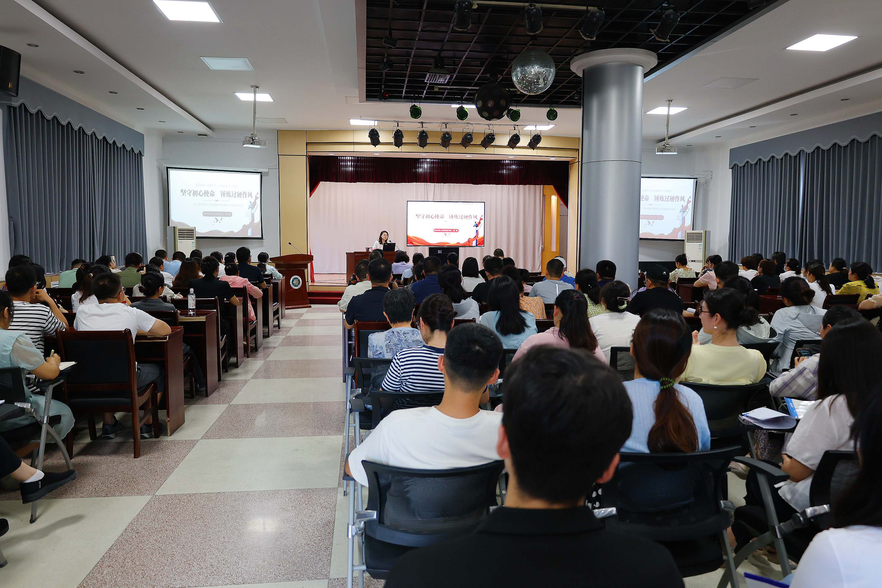 081751962515138894.jpg 081751962515138894.jpg